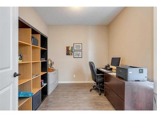 55 Mahogany Rise Se, Calgary, AB - Indoor Photo Showing Office