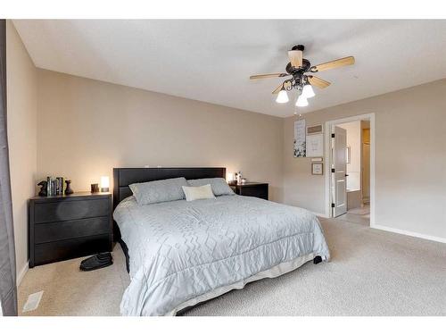 55 Mahogany Rise Se, Calgary, AB - Indoor Photo Showing Bedroom