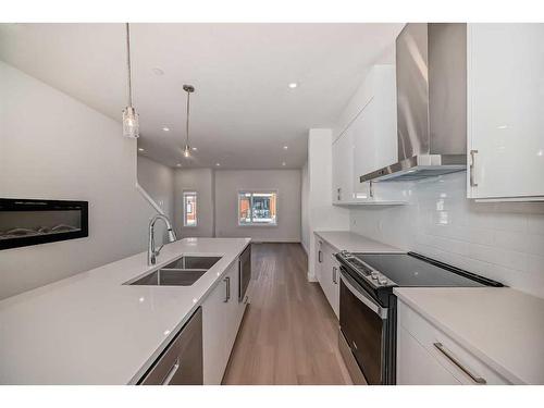 330 Sage Hill Circle Nw, Calgary, AB - Indoor Photo Showing Kitchen With Stainless Steel Kitchen With Double Sink With Upgraded Kitchen