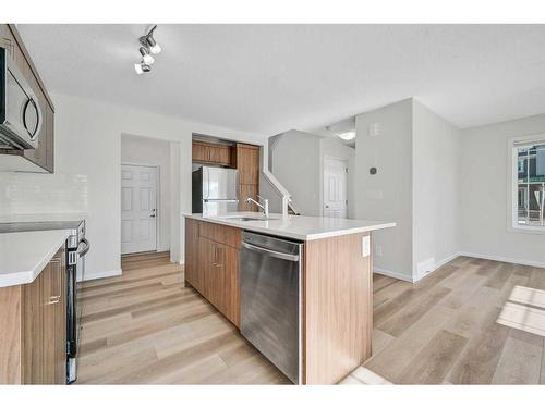 9 Carringwood Grove Nw, Calgary, AB - Indoor Photo Showing Kitchen