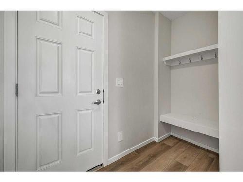 9 Carringwood Grove Nw, Calgary, AB - Indoor Photo Showing Other Room