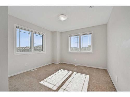 9 Carringwood Grove Nw, Calgary, AB - Indoor Photo Showing Other Room