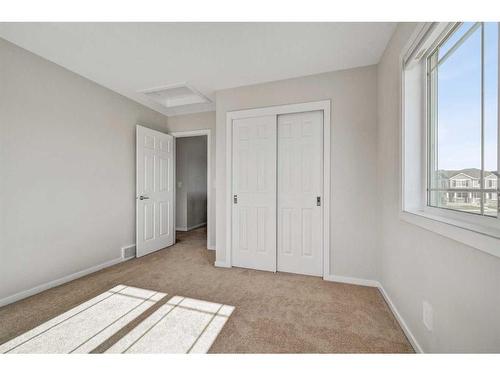 9 Carringwood Grove Nw, Calgary, AB - Indoor