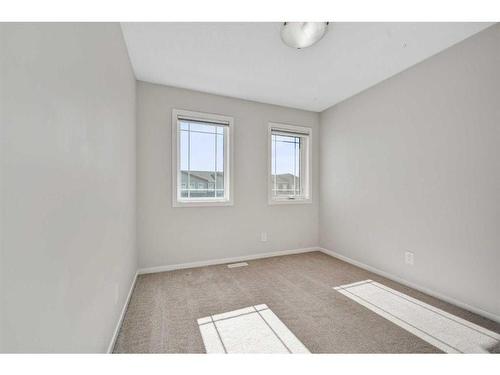 9 Carringwood Grove Nw, Calgary, AB - Indoor Photo Showing Other Room