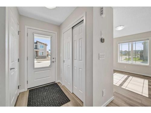 9 Carringwood Grove Nw, Calgary, AB - Indoor Photo Showing Other Room