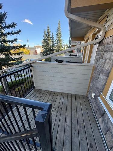 305 Mckenzie Towne Lane Se, Calgary, AB - Outdoor With Exterior