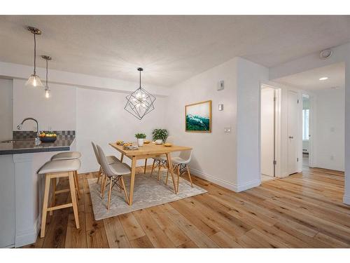 305 Mckenzie Towne Lane Se, Calgary, AB - Indoor Photo Showing Dining Room