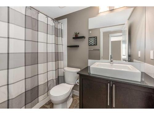 3403-155 Skyview Ranch Way Ne, Calgary, AB - Indoor Photo Showing Bathroom