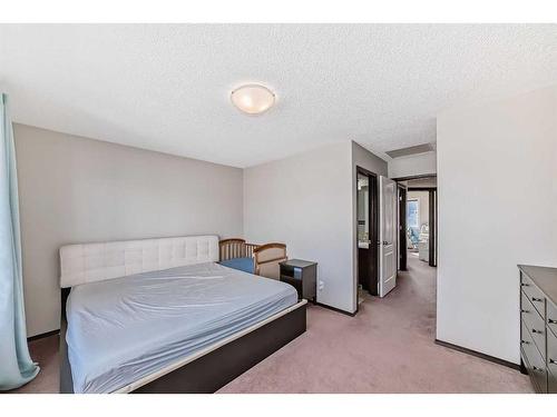 239 Sage Bank Grove Nw, Calgary, AB - Indoor Photo Showing Bedroom