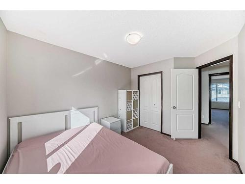 239 Sage Bank Grove Nw, Calgary, AB - Indoor Photo Showing Bedroom