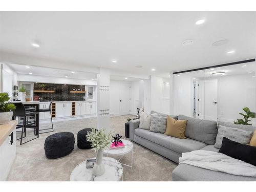 5035 Bulyea Road Nw, Calgary, AB - Indoor Photo Showing Living Room