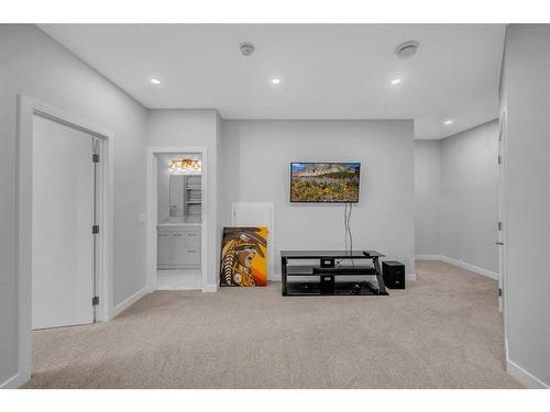 706 Redstone Crescent Ne, Calgary, AB - Indoor Photo Showing Other Room