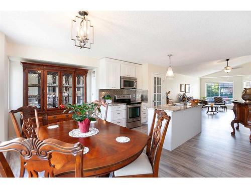 93 Shawbrooke Green Sw, Calgary, AB - Indoor Photo Showing Dining Room