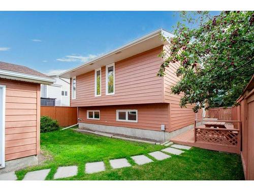 51 Woodfern Rise Sw, Calgary, AB - Outdoor With Exterior