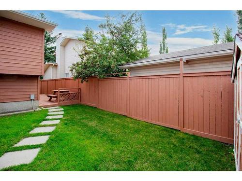 51 Woodfern Rise Sw, Calgary, AB - Outdoor