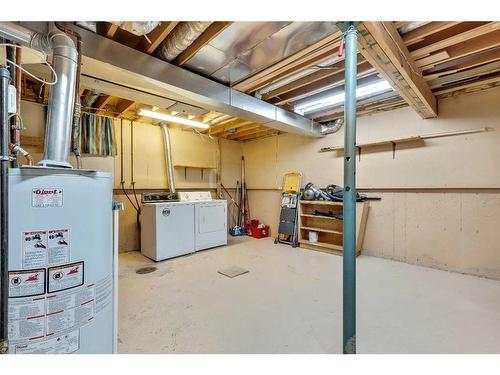 335 Bernard Mews Nw, Calgary, AB - Indoor Photo Showing Basement