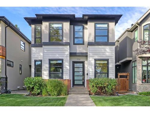 1722 47 Avenue Sw, Calgary, AB - Outdoor With Facade