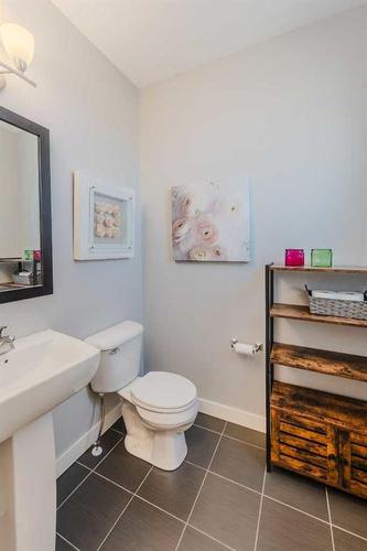 1007-250 Sage Valley Road Nw, Calgary, AB - Indoor Photo Showing Bathroom