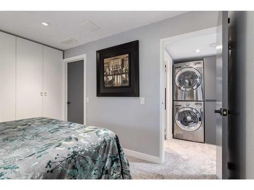 1706-11010 Bonaventure Drive Se, Calgary, AB - Indoor Photo Showing Laundry Room