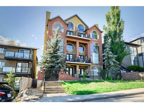 301-2306 17B Street Sw, Calgary, AB - Outdoor With Facade