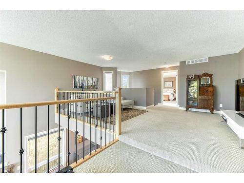 301-2306 17B Street Sw, Calgary, AB - Indoor Photo Showing Other Room