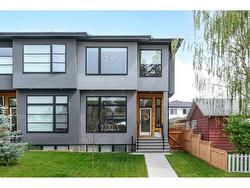 4638 80 Street NW Calgary, AB T3B 2P3