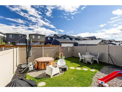 60 Wolf Creek Street Se, Calgary, AB - Outdoor