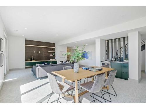 3343 Varna Crescent Nw, Calgary, AB - Indoor Photo Showing Dining Room