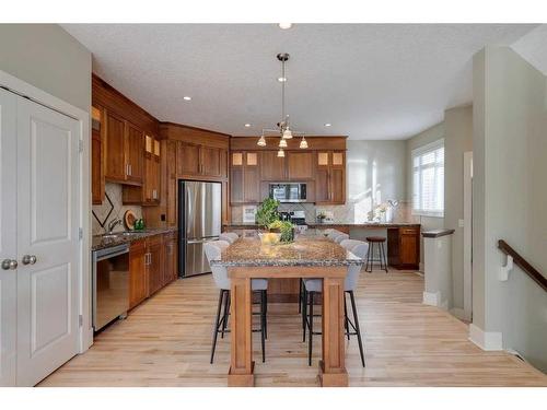 2-2231 28 Street Sw, Calgary, AB - Indoor Photo Showing Kitchen