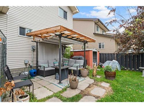 35 Riverbend Drive Se, Calgary, AB - Indoor Photo Showing Laundry Room