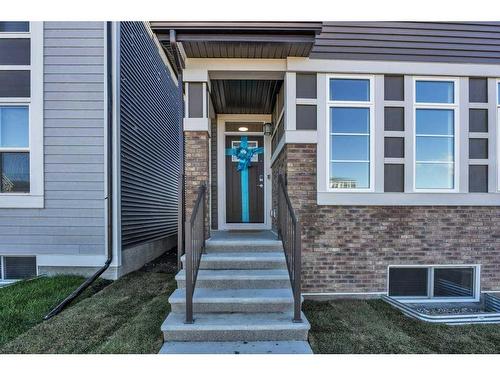 137 Corner Glen Way Ne, Calgary, AB - Outdoor