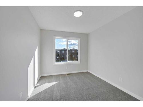 137 Corner Glen Way Ne, Calgary, AB - Indoor Photo Showing Other Room