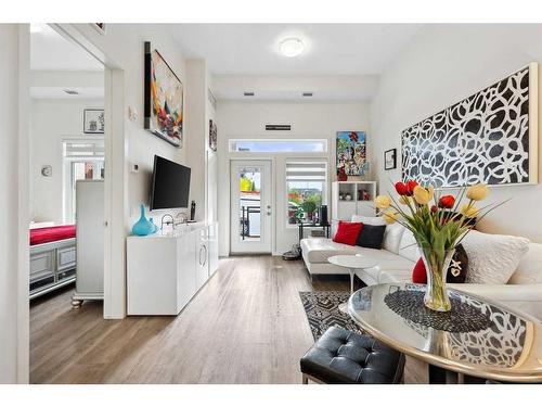 103-12 Mahogany Path Se, Calgary, AB - Indoor Photo Showing Living Room