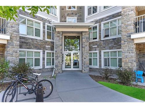 2417-11 Mahogany Row Se, Calgary, AB - Outdoor With Balcony With Facade