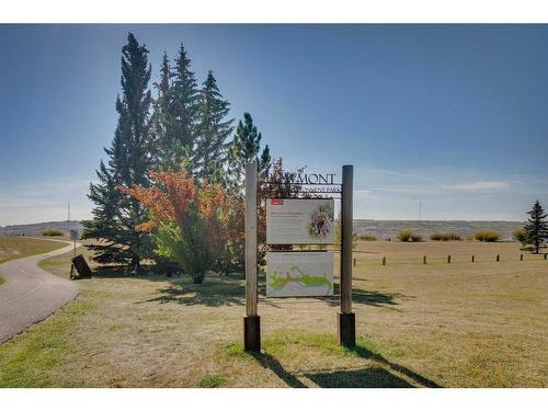 302-3730 50 Street Nw, Calgary, AB - Outdoor With View