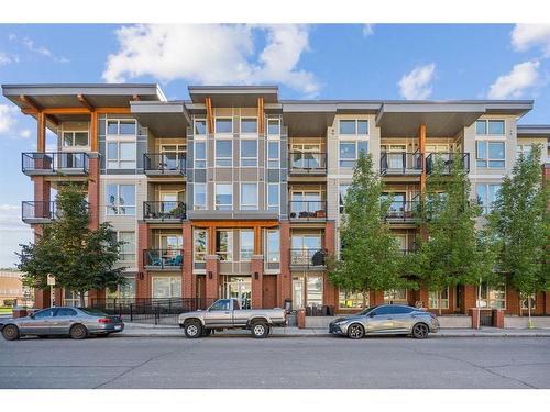 114-305 18 Avenue Sw, Calgary, AB - Outdoor With Facade