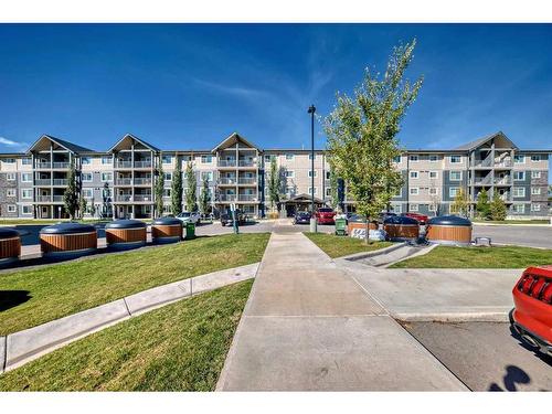 4209-181 Skyview Ranch Manor Ne, Calgary, AB - Outdoor With Facade