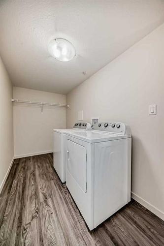 4209-181 Skyview Ranch Manor Ne, Calgary, AB - Indoor Photo Showing Laundry Room