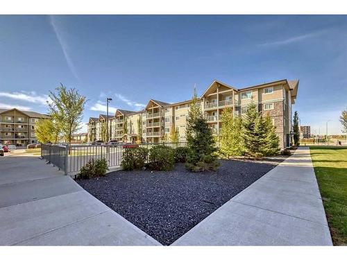 4209-181 Skyview Ranch Manor Ne, Calgary, AB - Outdoor