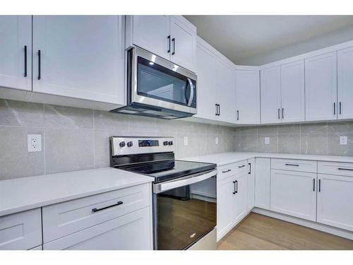 57 Legacy Reach Crescent, Calgary, AB - Indoor Photo Showing Kitchen