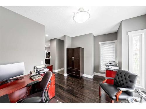 1414 26A Street Sw, Calgary, AB - Indoor Photo Showing Office