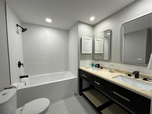 408 3Rd Avenue Sw, Sundre, AB - Indoor Photo Showing Bathroom