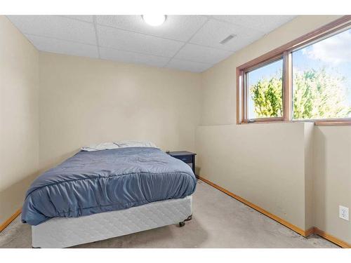 20-31222 Range Road 20A, Rural Mountain View County, AB - Indoor Photo Showing Bedroom