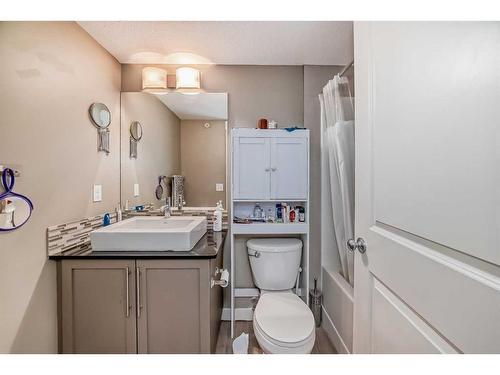 6413-155 Skyview Ranch Way Ne, Calgary, AB - Indoor Photo Showing Bathroom