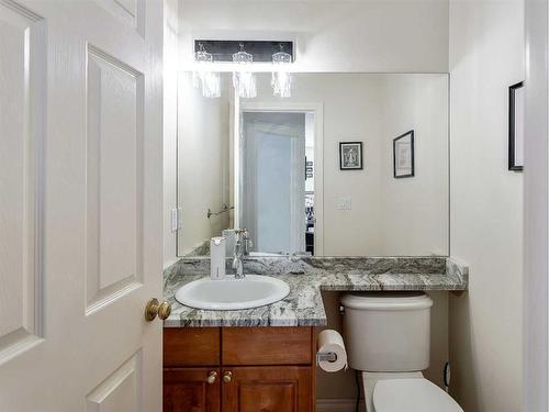 11 Evercreek Bluffs Road Sw, Calgary, AB - Indoor Photo Showing Bathroom