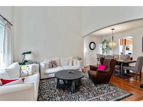 11 Evercreek Bluffs Road Sw, Calgary, AB - Indoor Photo Showing Living Room