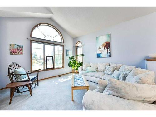 244 Sierra Morena Place Sw, Calgary, AB - Indoor Photo Showing Living Room