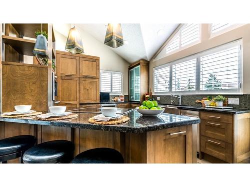 904 Patterson View Sw, Calgary, AB - Indoor Photo Showing Kitchen