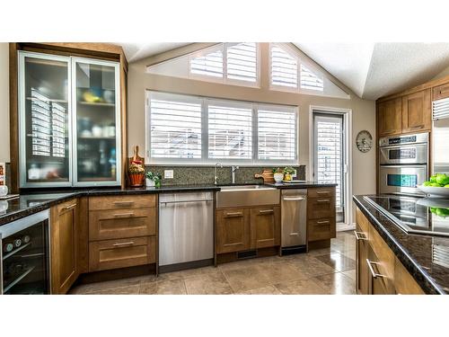 904 Patterson View Sw, Calgary, AB - Indoor Photo Showing Kitchen