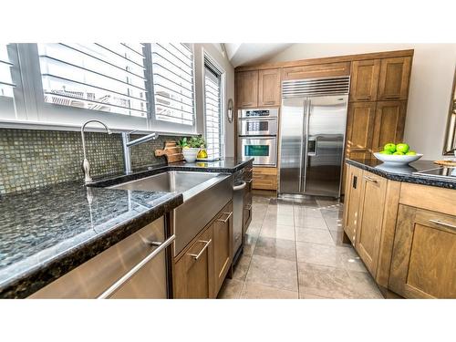 904 Patterson View Sw, Calgary, AB - Indoor Photo Showing Kitchen